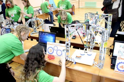 «Ростелеком» выступил партнером олимпиады технического творчества в области робототехники