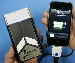 Мобильное зарядное устройство Lilliputian Systems 