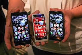 Смартфоны Motorola Droid RAZR HD, Droid RAZR Maxx HD и Droid RAZR M