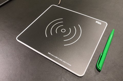 Российская компания SAUK выпустила новый настольный RFID-считыватель для оборудования рабочего места оператора