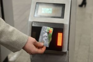 ВТБ24 запустил бесконтактную оплату проезда на кольцевой станции «Проспект Мира» 
