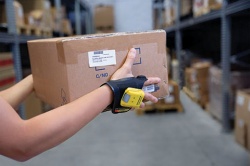 Datalogic выпускает HandScanner™, самый миниатюрный и легкий носимый сканер на рынке